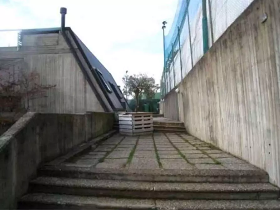 Immagine 104 di Negozio in vendita  in Via Gaetano Previati  9 a Induno Olona