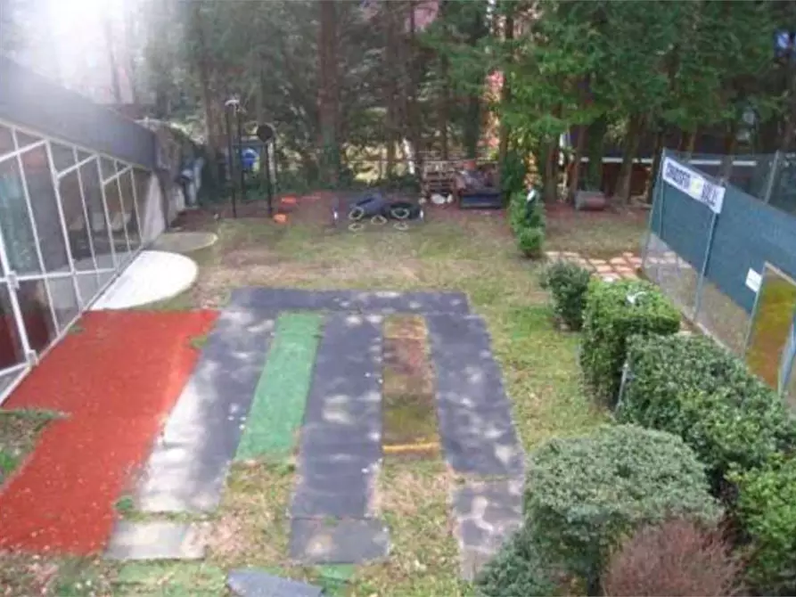 Immagine 110 di Negozio in vendita  in Via Gaetano Previati  9 a Induno Olona