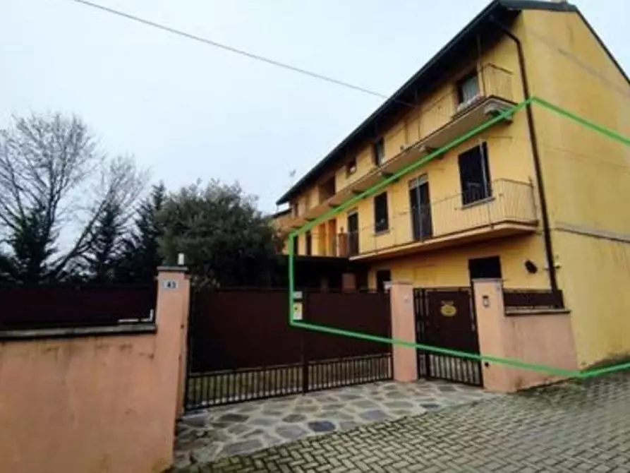 Immagine 2 di Appartamento in vendita  in Via Croce a Cerano