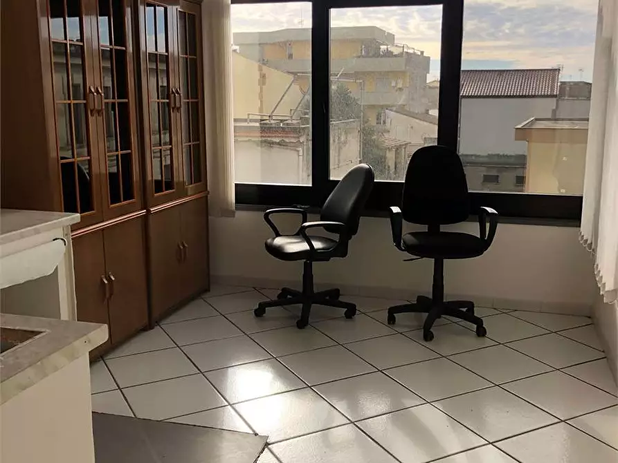 Immagine 7 di Ufficio in affitto  in Piazza Falcone a Mondragone