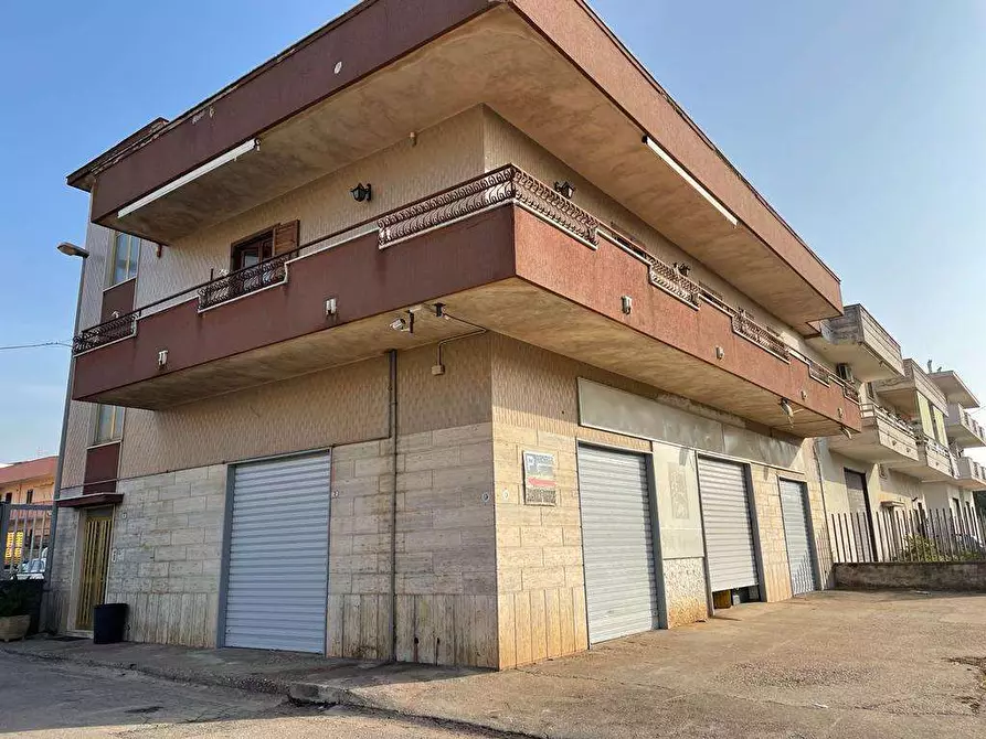 Immagine 26 di Magazzino in affitto  in Via Provinciale, 79 a Mondragone