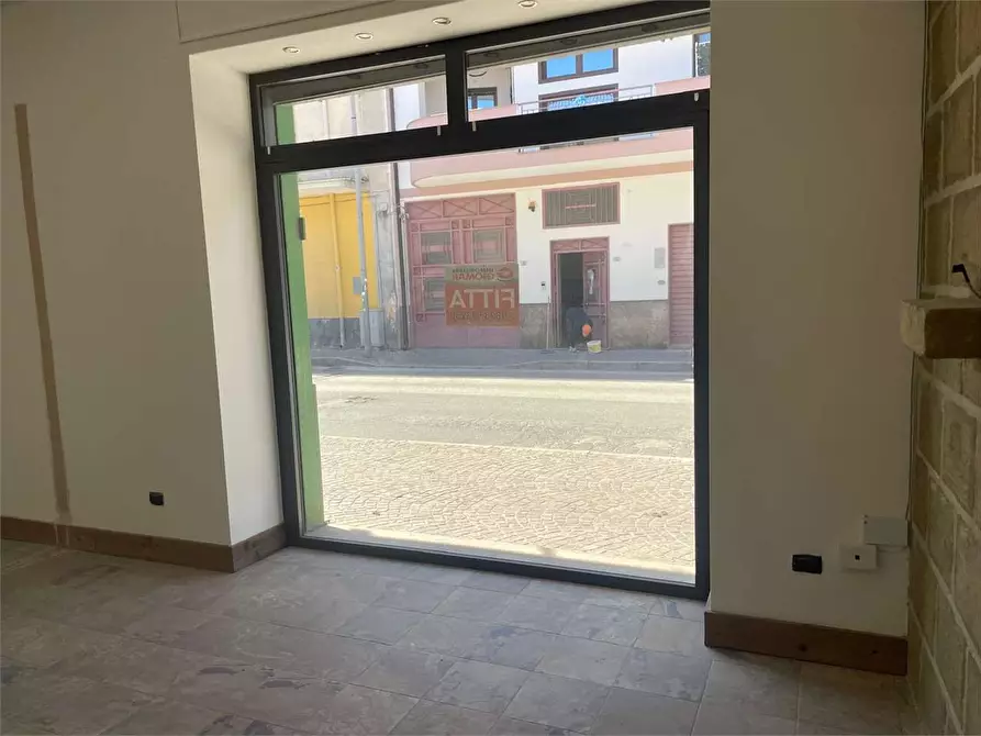 Immagine 22 di Magazzino in affitto  in Via Venezia a Mondragone