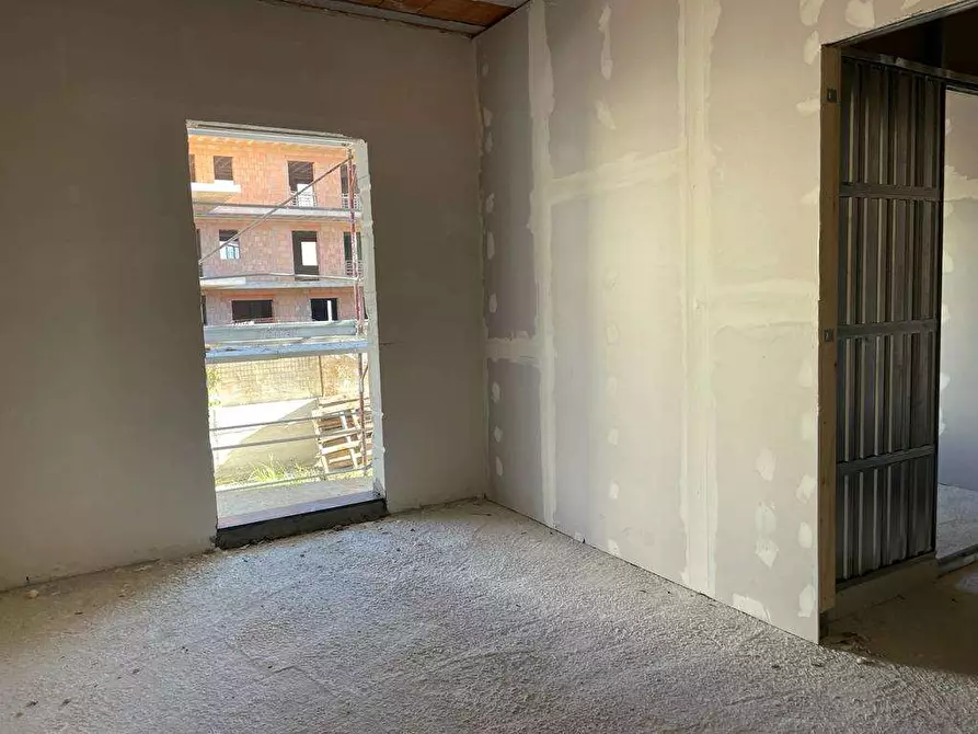 Immagine 3 di Appartamento in affitto  in Via R.Fucini  a Mondragone