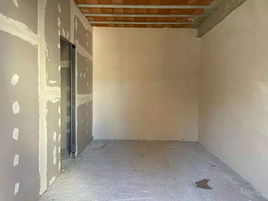 Immagine 4 di Appartamento in affitto  in Via R.Fucini  a Mondragone