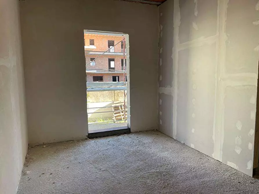 Immagine 5 di Appartamento in affitto  in Via R.Fucini  a Mondragone