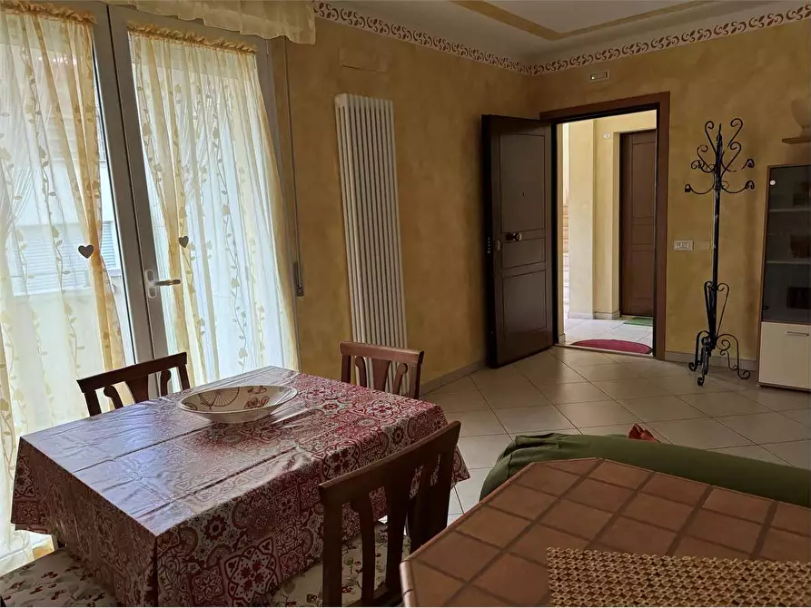 Immagine 2 di Appartamento in affitto  in Via Milano  26 a Cattolica