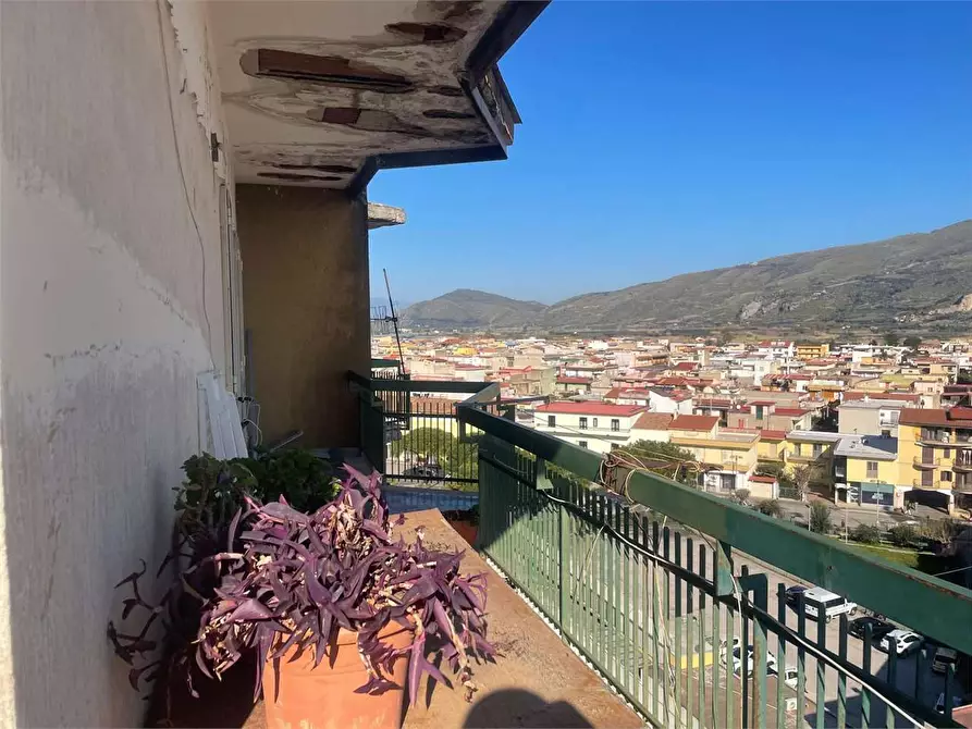 Immagine 8 di Appartamento in vendita  in Via S. Razzino a Mondragone