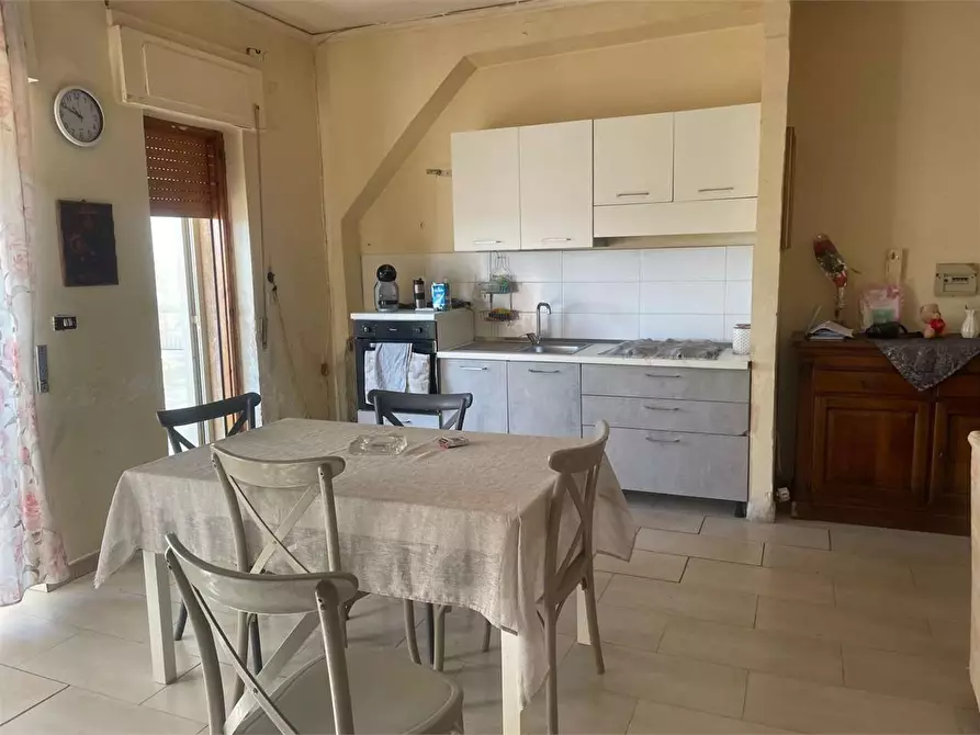 Immagine 9 di Appartamento in vendita  in Via S. Razzino a Mondragone