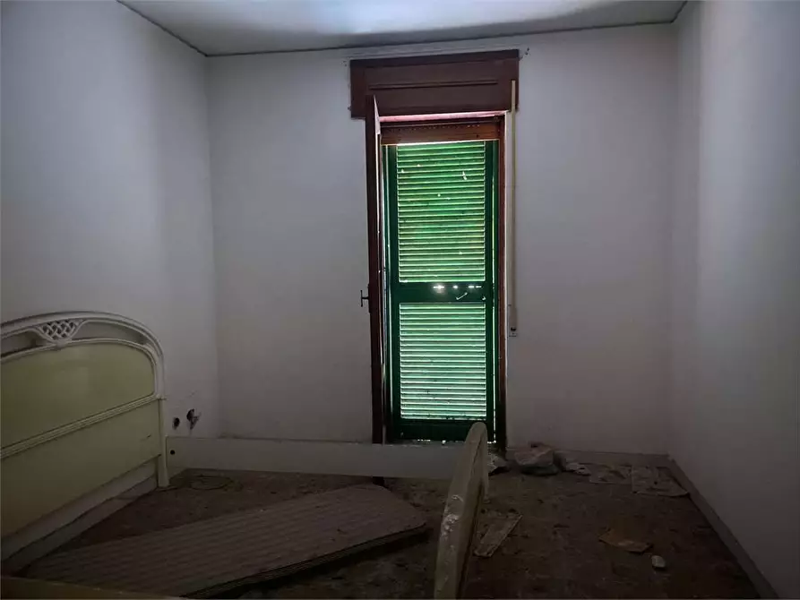 Immagine 14 di Appartamento in vendita  in Via Como  64 a Mondragone