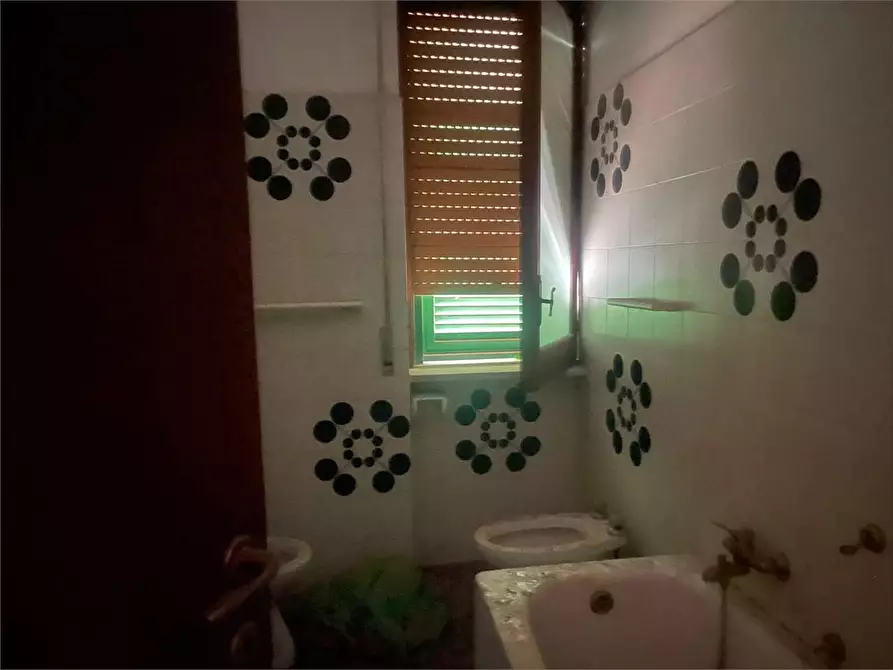 Immagine 20 di Appartamento in vendita  in Via Como  64 a Mondragone