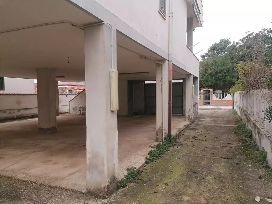 Immagine 12 di Villa in vendita  in Via Brunelleschi  a Castel Volturno