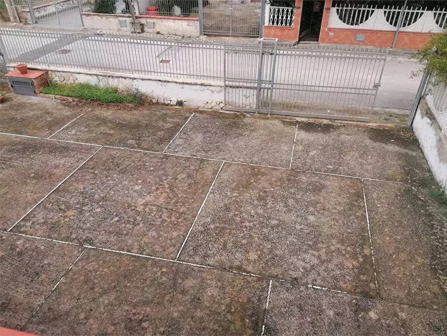 Immagine 6 di Villa in vendita  in Via Brunelleschi  a Castel Volturno