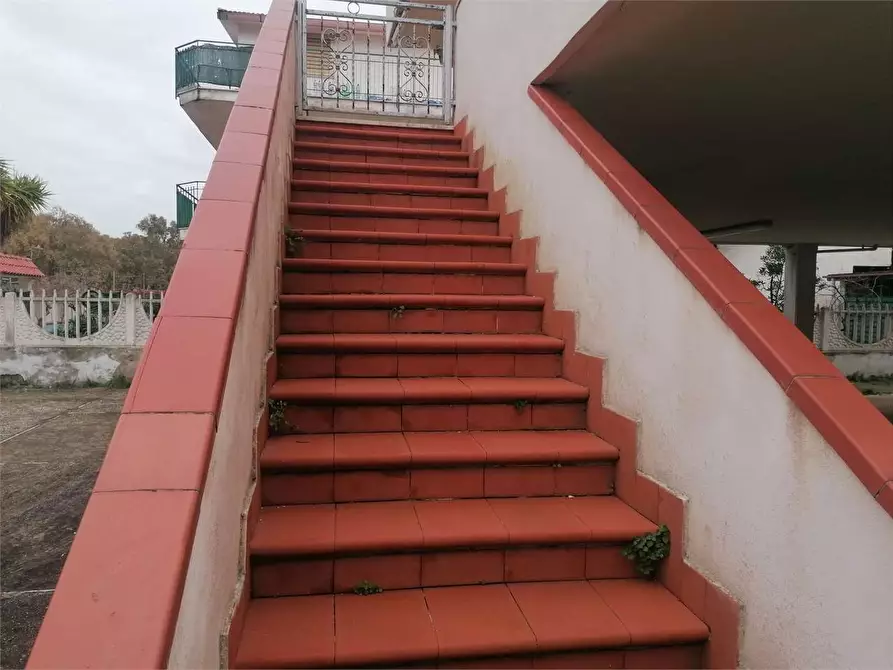 Immagine 9 di Villa in vendita  in Via Brunelleschi  a Castel Volturno