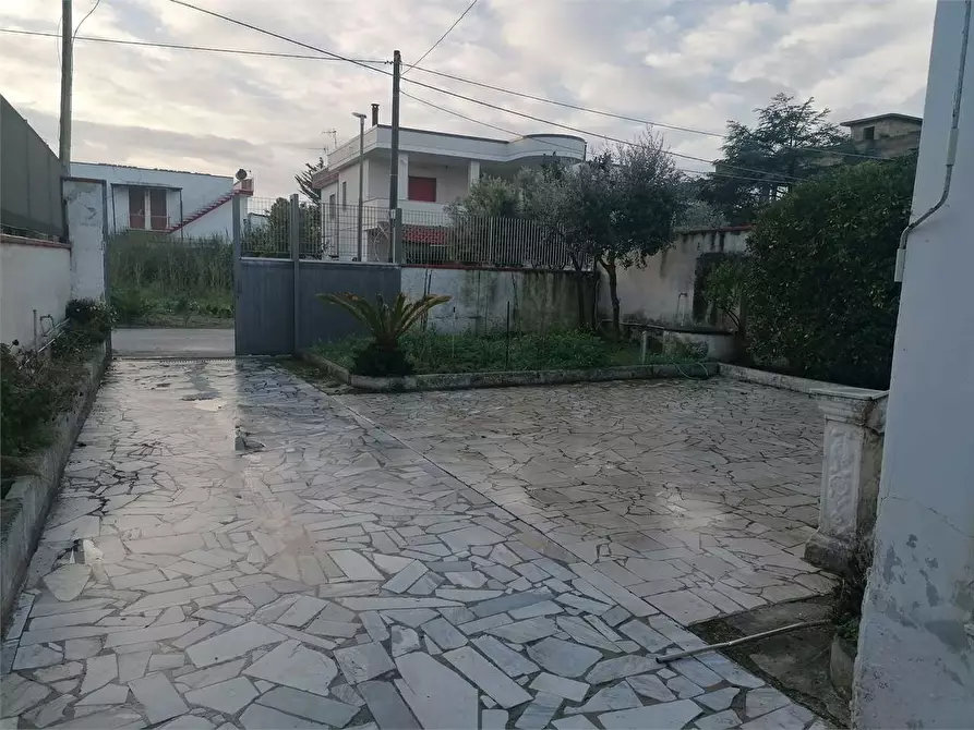 Immagine 14 di Villa in vendita  in Via Brunelleschi  a Castel Volturno