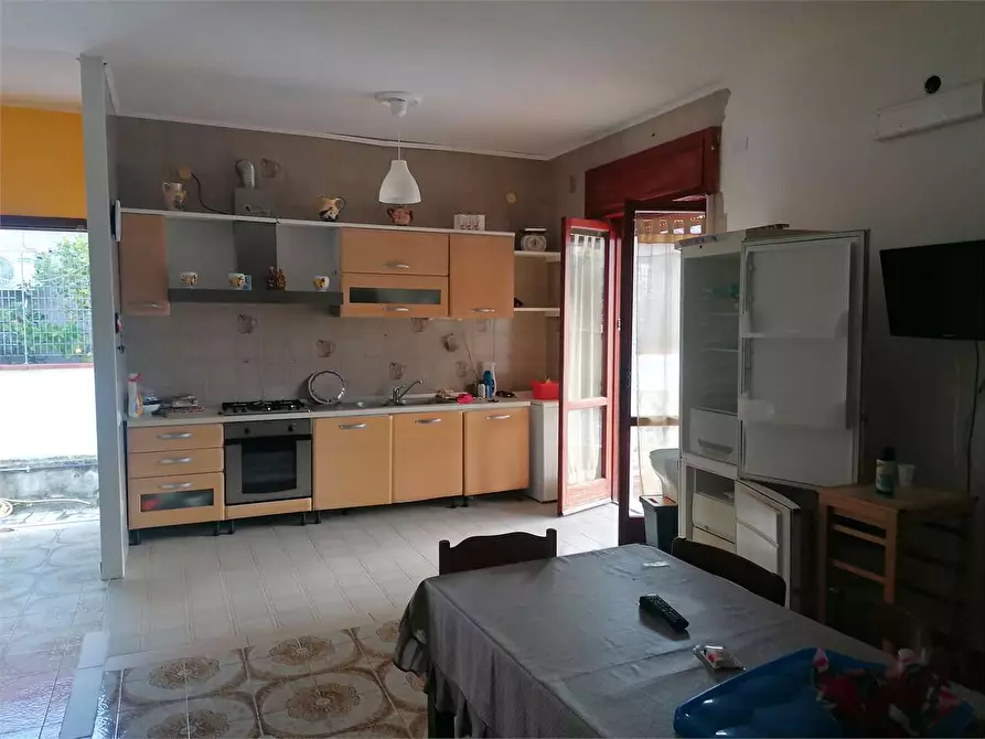 Immagine 2 di Villa in vendita  in Via Brunelleschi  a Castel Volturno