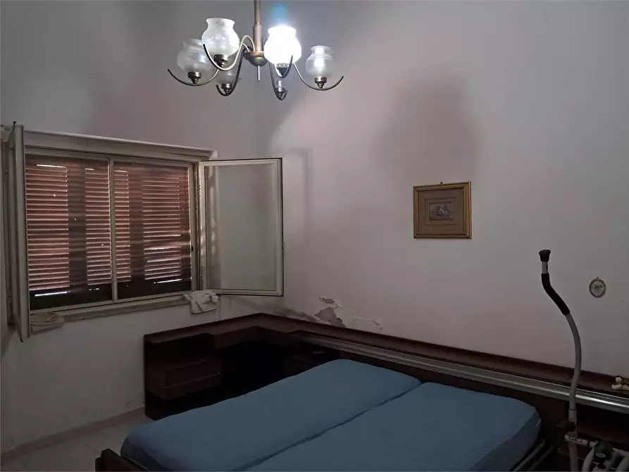 Immagine 3 di Casa indipendente in vendita  a Francolise