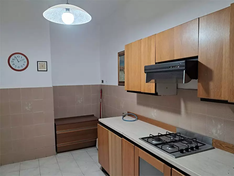 Immagine 2 di Casa indipendente in vendita  a Francolise