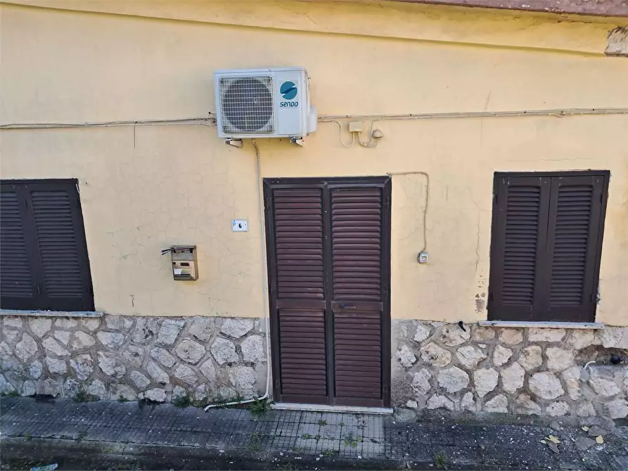 Immagine 10 di Casa indipendente in vendita  a Francolise