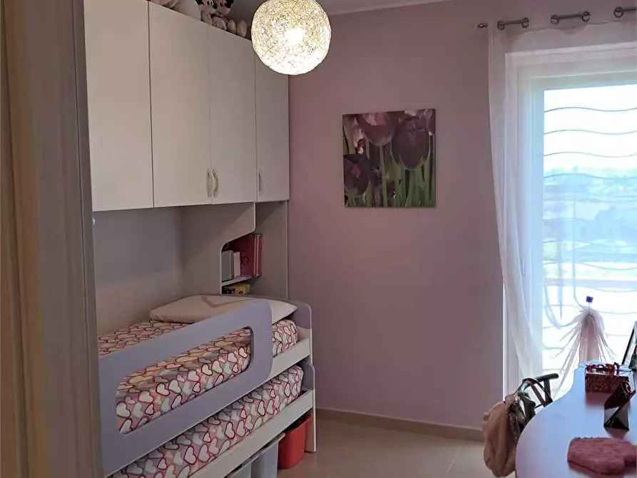 Immagine 8 di Stabile in vendita  in Via Delle Acacie a Calvi Risorta