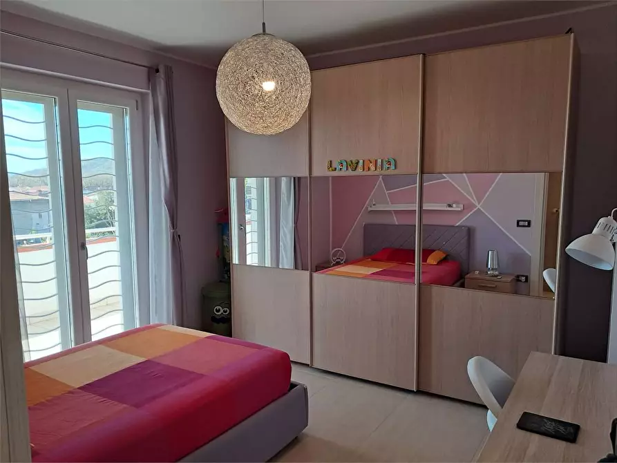 Immagine 4 di Stabile in vendita  in Via Delle Acacie a Calvi Risorta