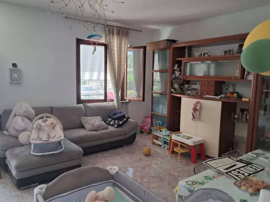 Immagine 3 di Villa in vendita  in Via Delle Armi Bianche a Sparanise