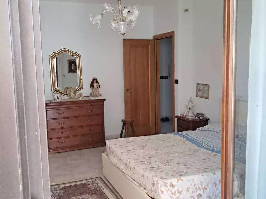 Immagine 6 di Villa in vendita  in Via Delle Armi Bianche a Sparanise