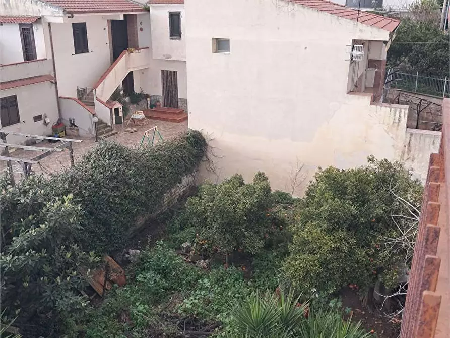 Immagine 12 di Stabile in vendita  a Sparanise