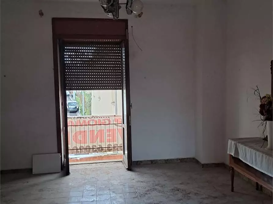 Immagine 8 di Stabile in vendita  a Sparanise