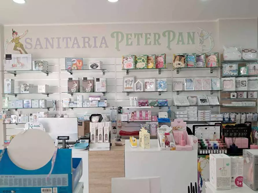 Immagine 3 di Negozio in vendita  a Francolise