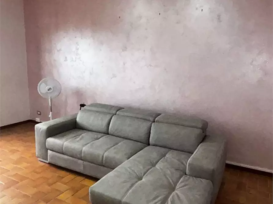 Immagine 9 di Appartamento in vendita  a Sparanise