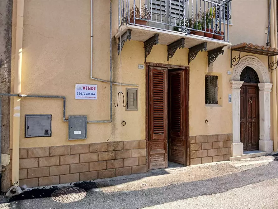 Immagine 1 di Casa indipendente in vendita  a Villafranca Sicula