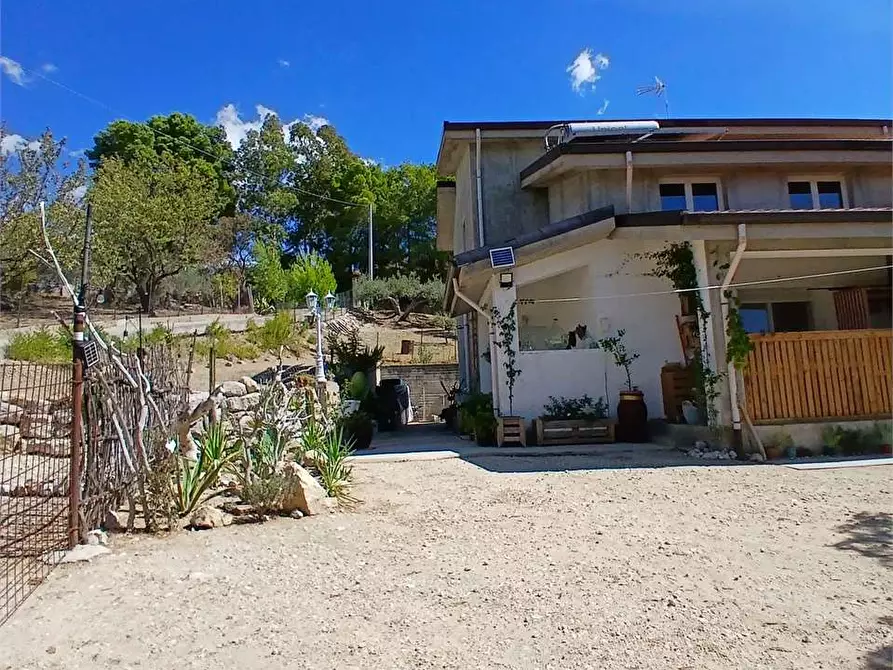 Immagine 23 di Villa in vendita  a Alessandria Della Rocca