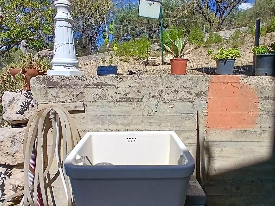 Immagine 25 di Villa in vendita  a Alessandria Della Rocca