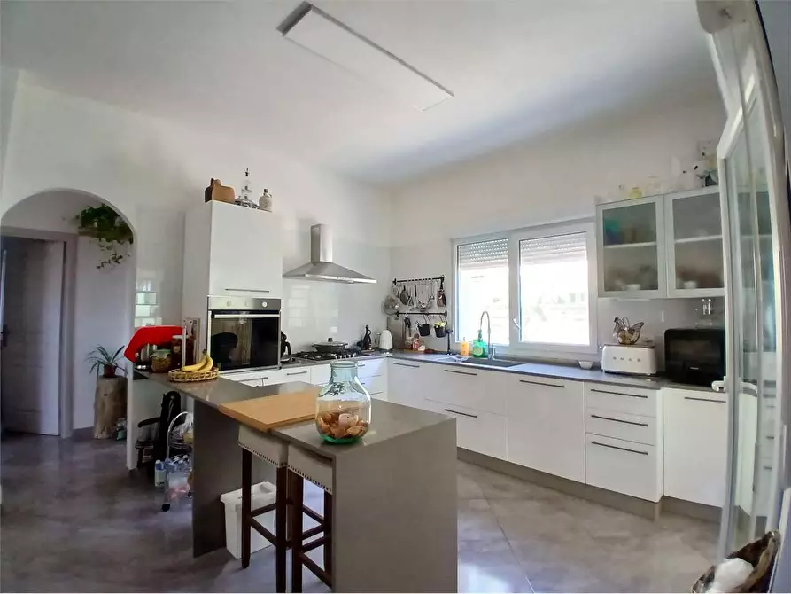 Immagine 34 di Villa in vendita  a Alessandria Della Rocca