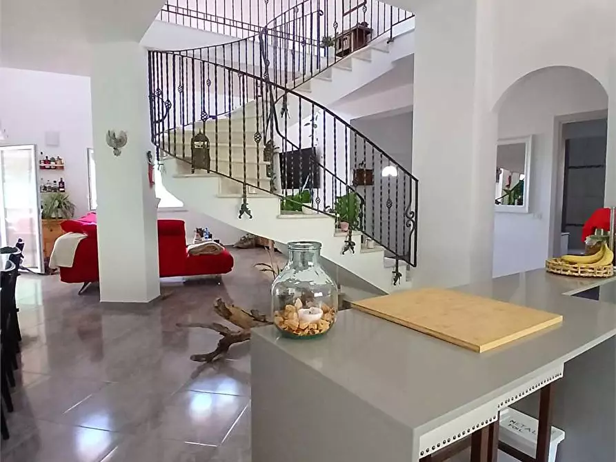 Immagine 38 di Villa in vendita  a Alessandria Della Rocca