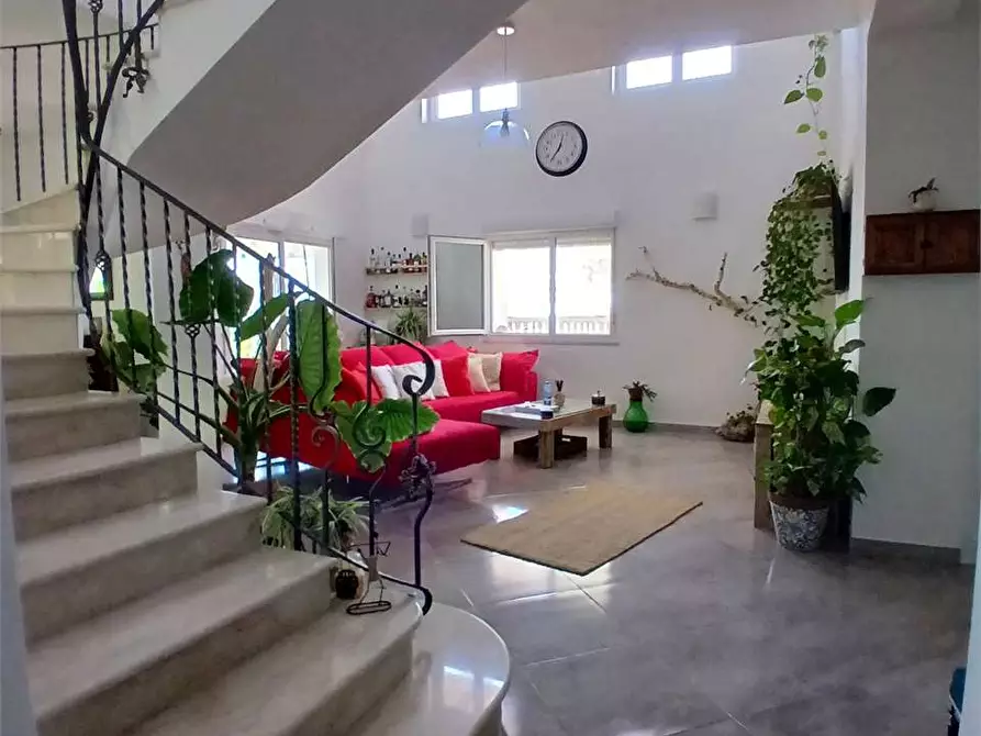 Immagine 45 di Villa in vendita  a Alessandria Della Rocca