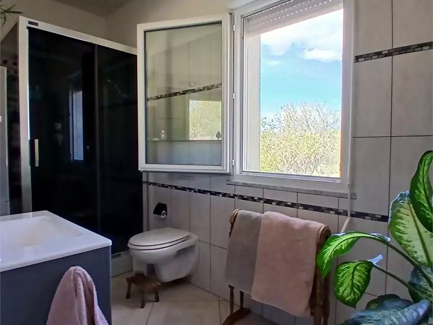 Immagine 53 di Villa in vendita  a Alessandria Della Rocca