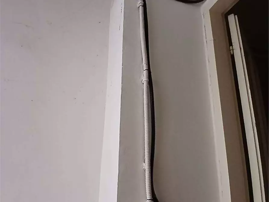 Immagine 17 di Magazzino in vendita  in via F.Crispi 78 a Calamonaci