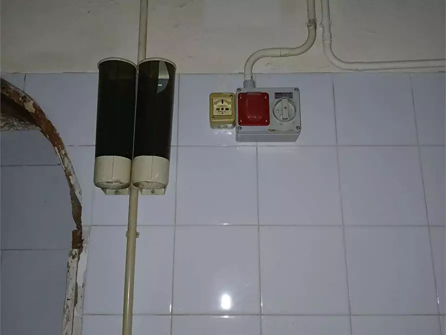 Immagine 20 di Magazzino in vendita  in via F.Crispi 78 a Calamonaci