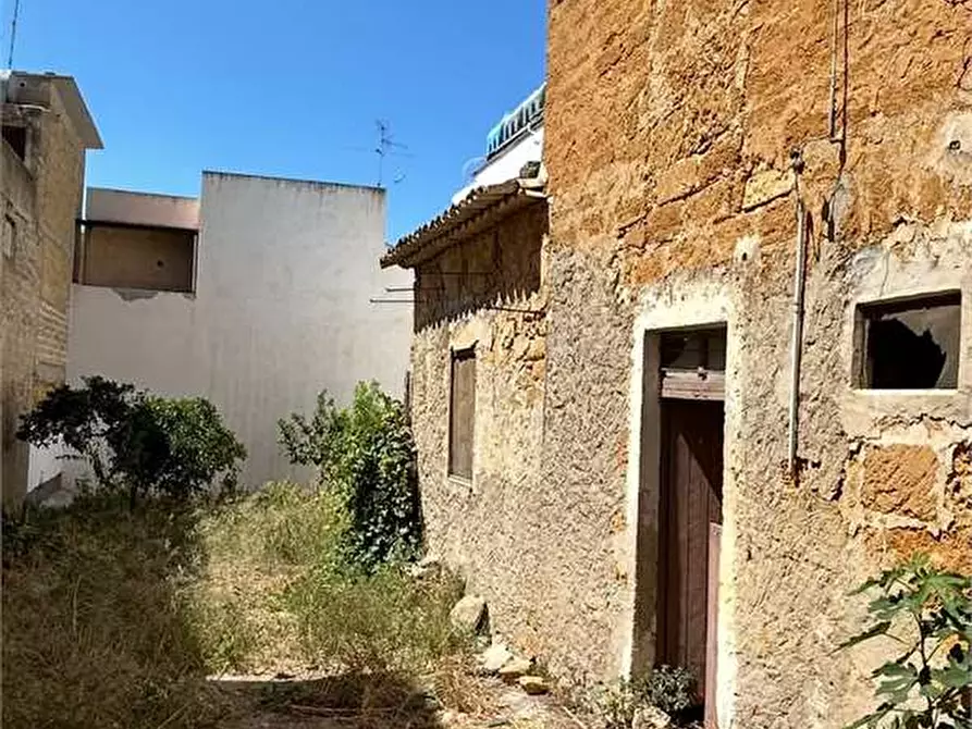 Immagine 3 di Rustico / casale in vendita  a Calamonaci