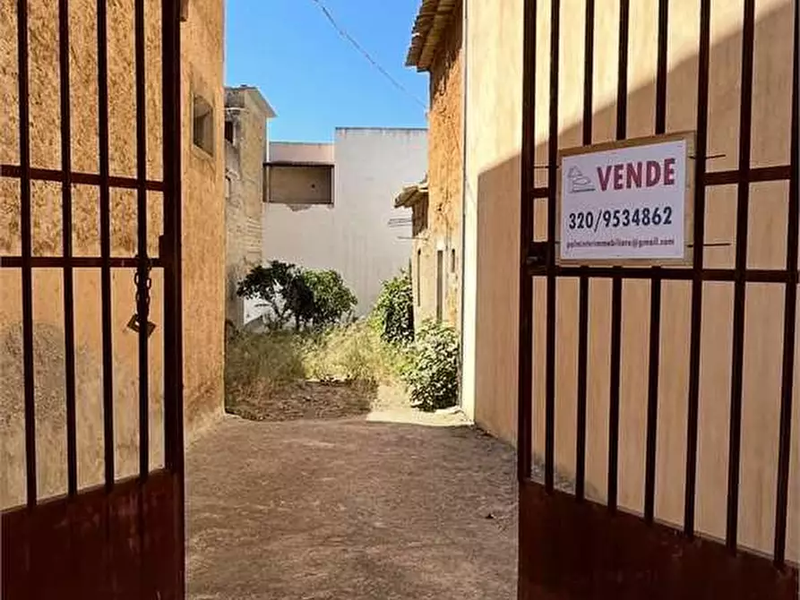 Immagine 5 di Rustico / casale in vendita  a Calamonaci