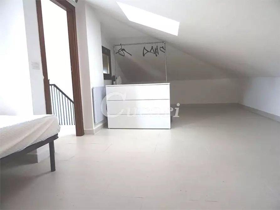 Immagine 14 di Trilocale in affitto  in via enrico fermi  a Frascati