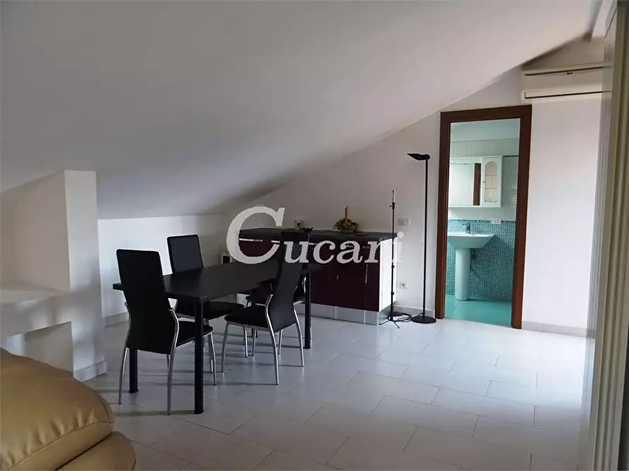 Immagine 16 di Trilocale in affitto  in via enrico fermi  a Frascati