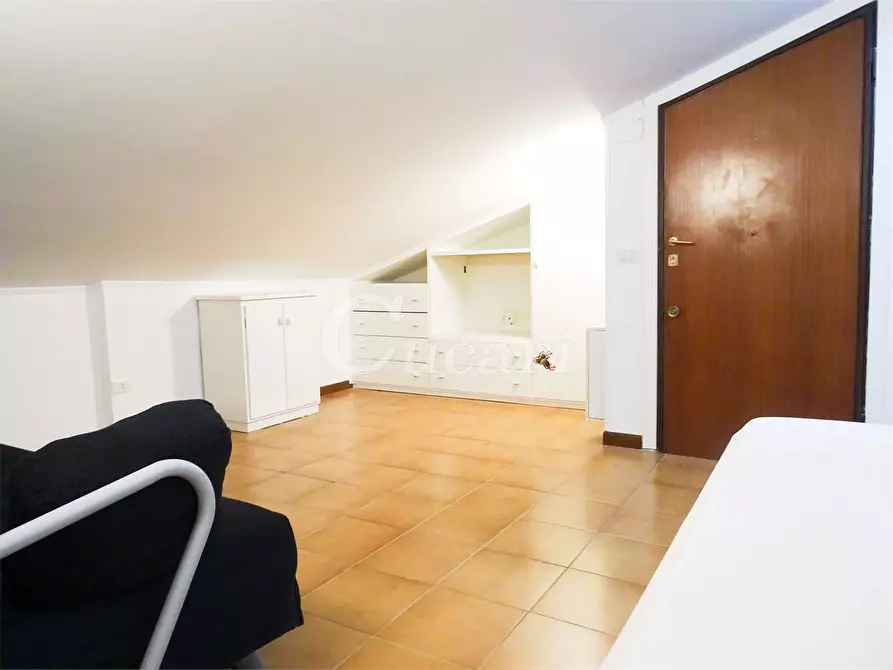 Immagine 10 di Monolocale in affitto  in via Don Annideo  a Grottaferrata