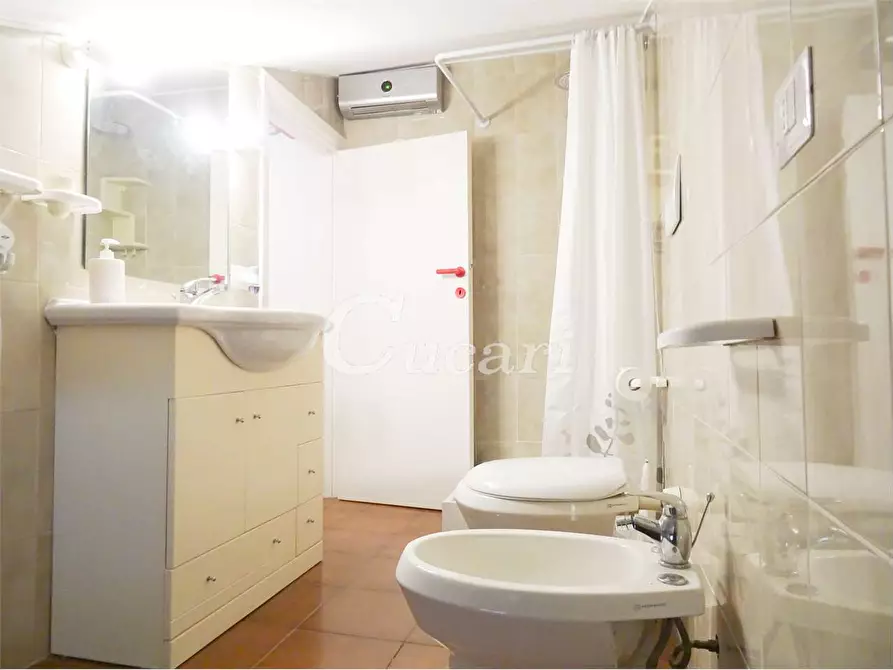 Immagine 21 di Monolocale in affitto  in via Don Annideo  a Grottaferrata