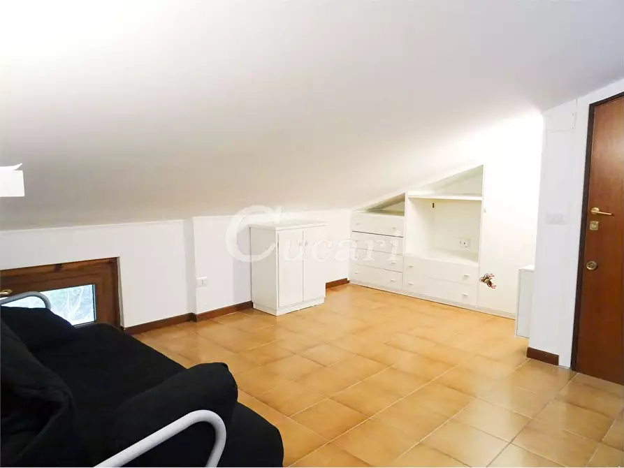 Immagine 23 di Monolocale in affitto  in via Don Annideo  a Grottaferrata