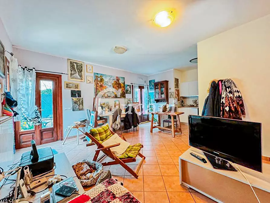 Immagine 13 di Villa in vendita  in Largo Dei Furii a Monte Porzio Catone