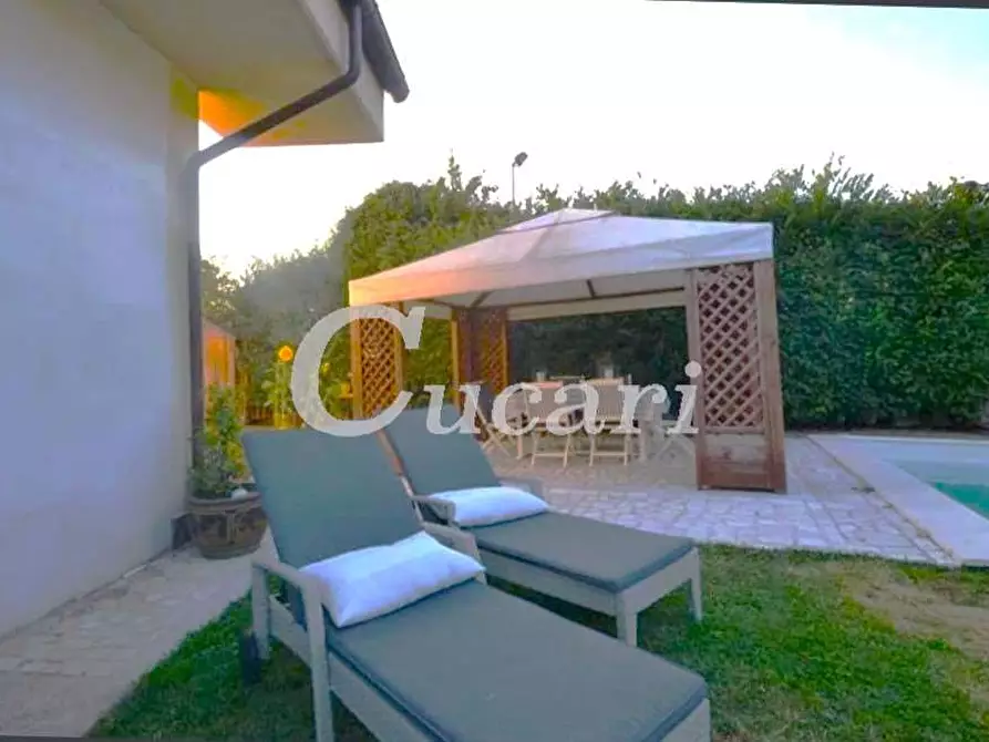 Immagine 1 di Villa in affitto  in Via Olivella a Albano Laziale