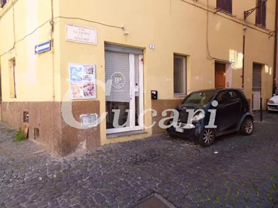 Laboratorio in affitto in via Santi Flippo e Giacomo a Frascati