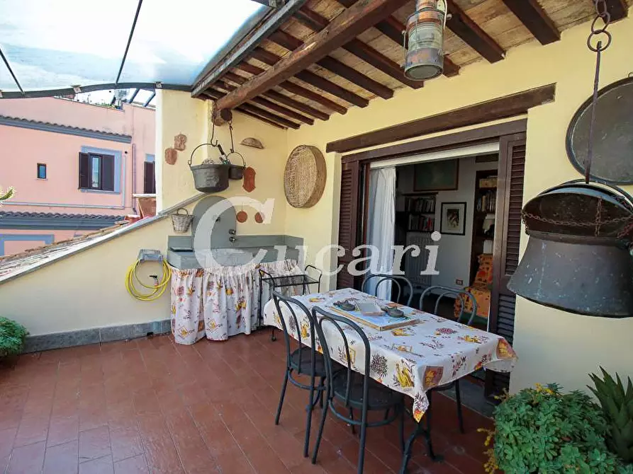 Immagine 1 di Attico in vendita  in via cesare baronio a Frascati